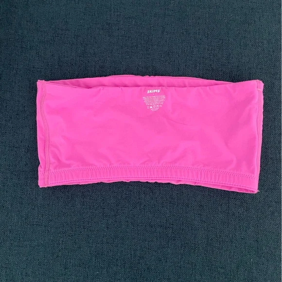 SKIMS Pink Bandeau - Picture 7 of 7